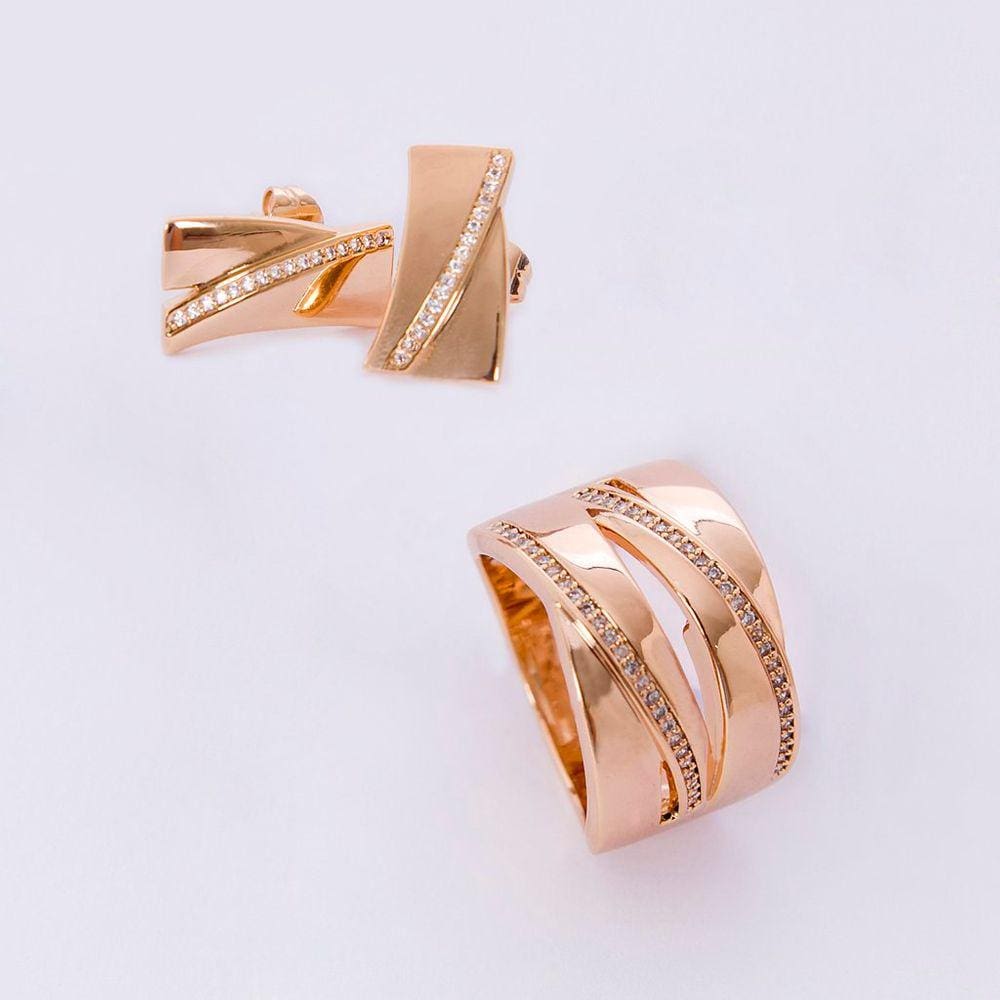 Conjunto de Anel e Brincos Banhado a Ouro