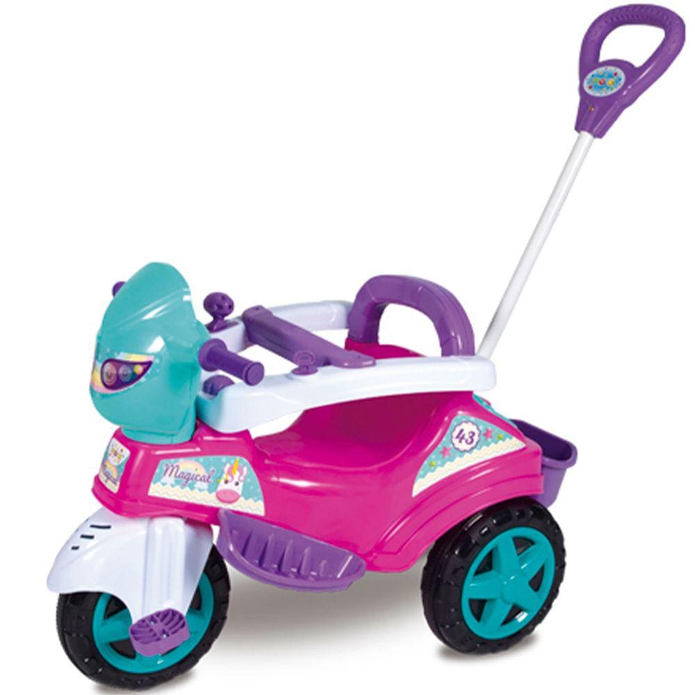 Triciclo Motoca Infantil Passeio Rosa com Empurrador e Cobertura BW003-R  IMPORTWAY