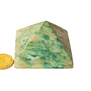 Pirâmide Pedra Jadeita 60 a 70mm entre 200 a 250g Tipo B