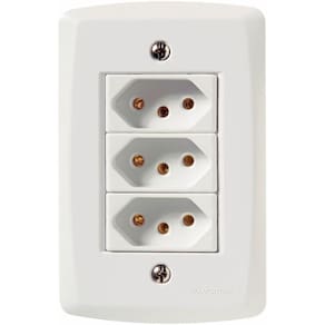 Conjunto 4x2 Com 3 Tomadas 2p+t 20 A 250 V Tramontina Lux2 Branco Tramontina
