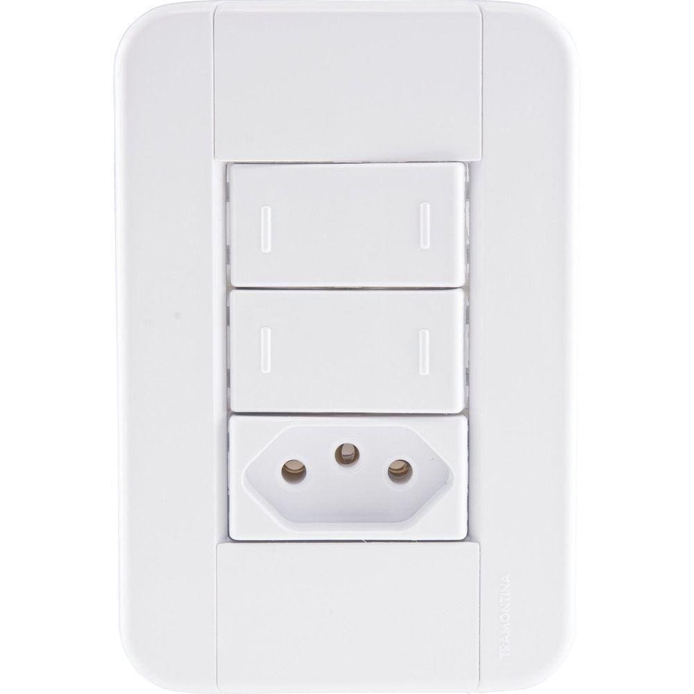 Conjunto 4x2 Com 2 Interruptores Paralelos 10 A 250 V E 1 Tomada 2p+t 20 A 250 V Tablet B