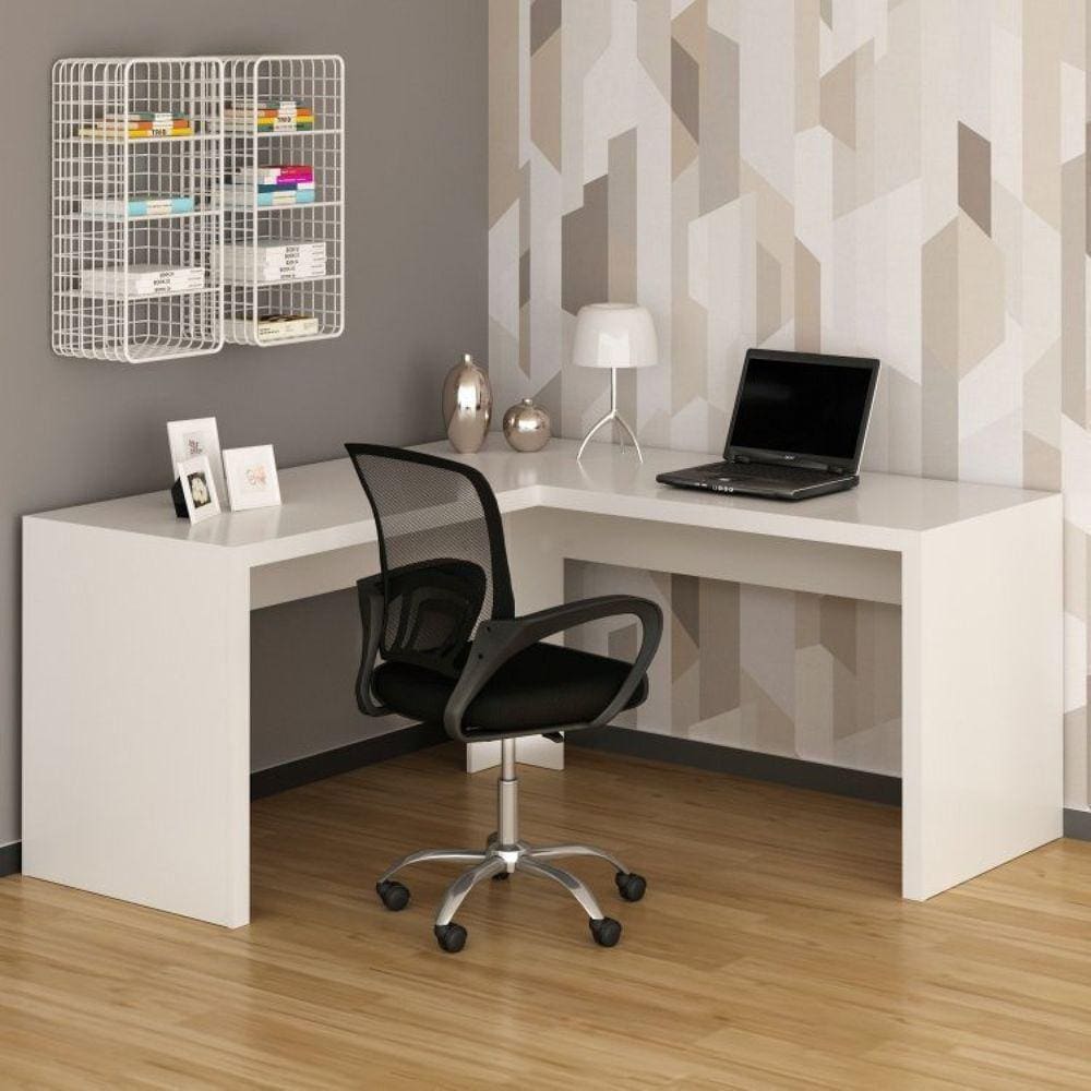 Mesa para Escritório em L Angular Me4116 com Cadeira Diretor Tela Mesh Tok 3310 Branco