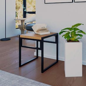 banco baixo wooden  e preto