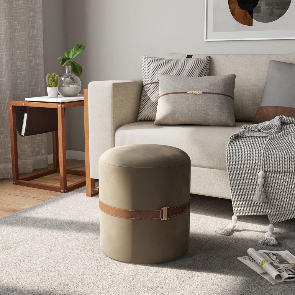 Puff em Veludo Aston Bege