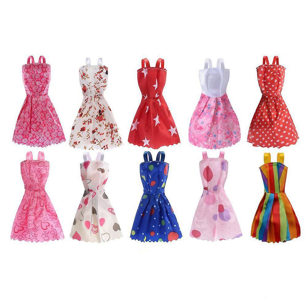 10 Roupas para Boneca Barbie