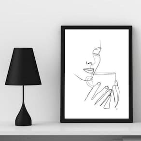 Quadro Mulher Bebendo Café 33x24cm Moldura Branca