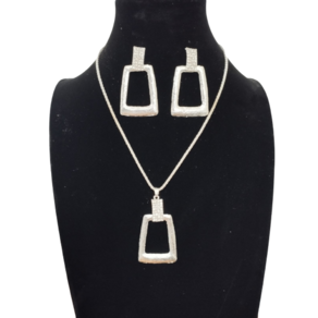 Colar Feminino Elegante Casual Com Brinco Espanha