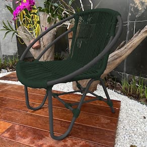 Cadeira Decorativa Julia Em Corda Náutica E Base Em Alumínio Preta-verde Musgo - Cor: Verde
