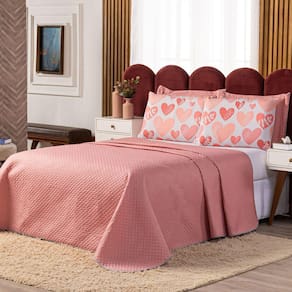 Kit Cobre Leito Corações Rosê/Branco Dupla Face com Fronhas Estampadas QUEEN 05 Peças