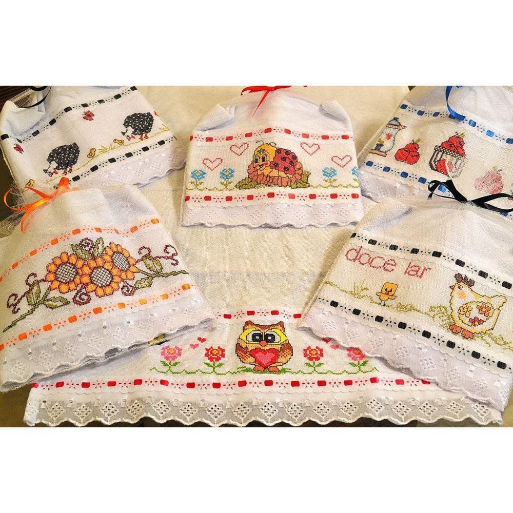 Pano de Prato Bordado em Ponto Cruz