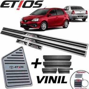 Soleiras + Descanso Toyota Etios 13 a 19 Preto Alto Relevo