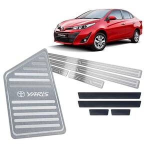 Soleira Com Vinil + Descanso Toyota Yaris 2018 2019 Prata