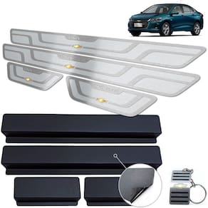 Soleira Chevrolet Onix Plus 2020 Prata Alto Relevo
