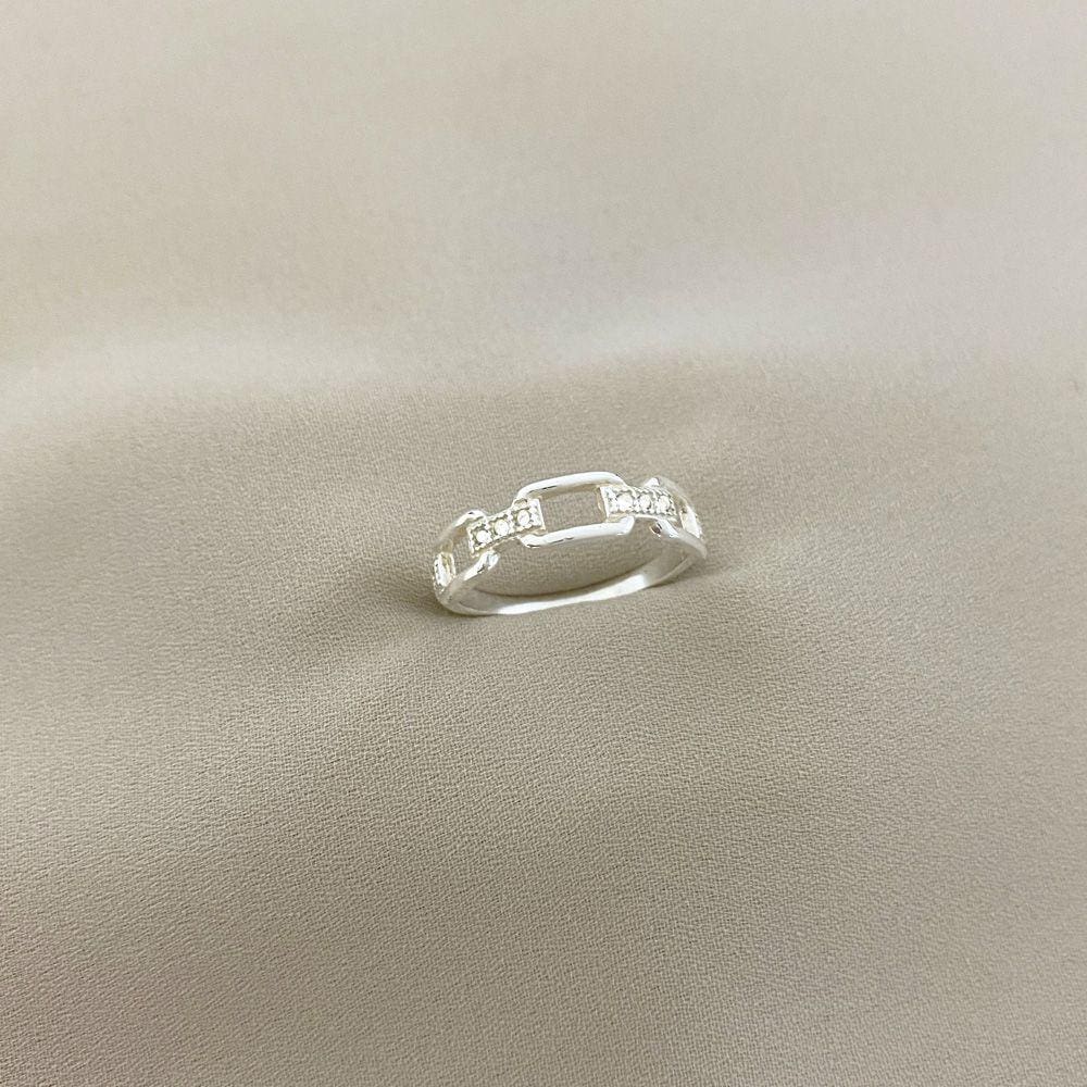 Anél Elos Vazados com detalhes em Zircônia