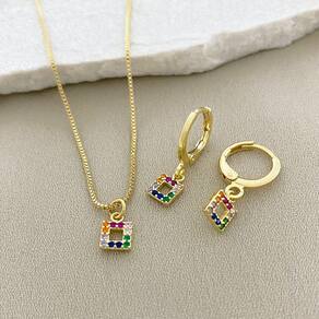 Conjunto Quadrado Cravejado com Zircônia Colorida
