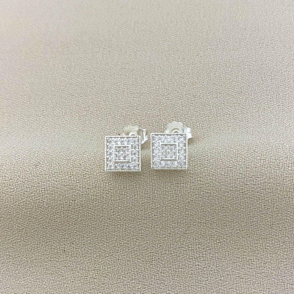 Brinco Quadrado Cravejado com Zircônia