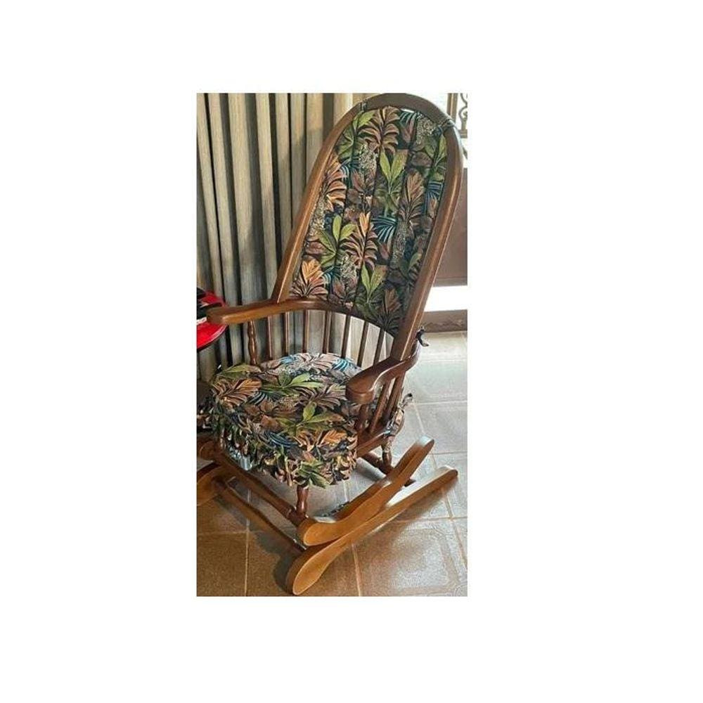 Cadeira de Balanço 1,18 x 50 x 50 – Com Almofadas - Móveis de Gramado