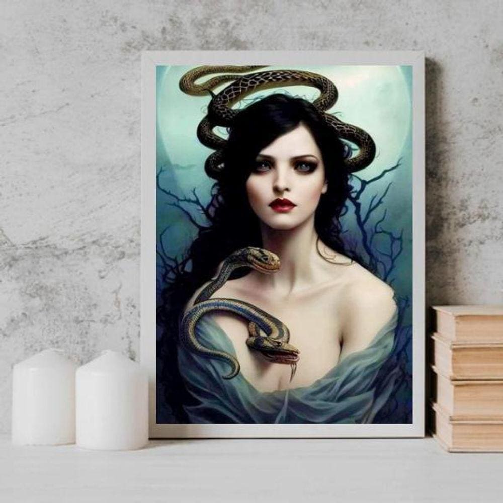 Quadro Decorativo Deusa Lilith 33X24Cm - Com Vidro Branca