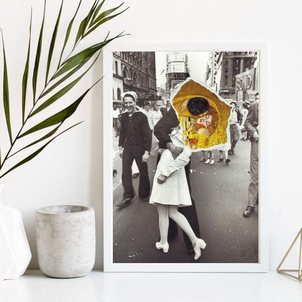 Quadro Decorativo O Beijo 33x24cm - Vidro e Moldura Preta