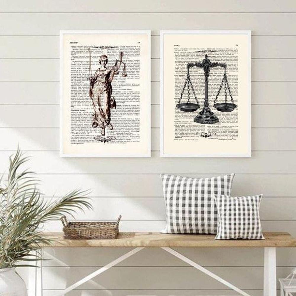 Kit 2 Quadros Justiça e Balança 33x24cm - Vidro e Madeira Preta