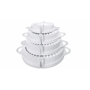 Kit Com 4 Forminhas De Tamanhos Diferentes Para Pastel