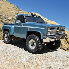 Automodelo Axial Chevy 82 K10 Off Road 4wd Escala 1/10
