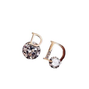 Brinco Inicial Letra D Brilho Strass Detalhes Rose