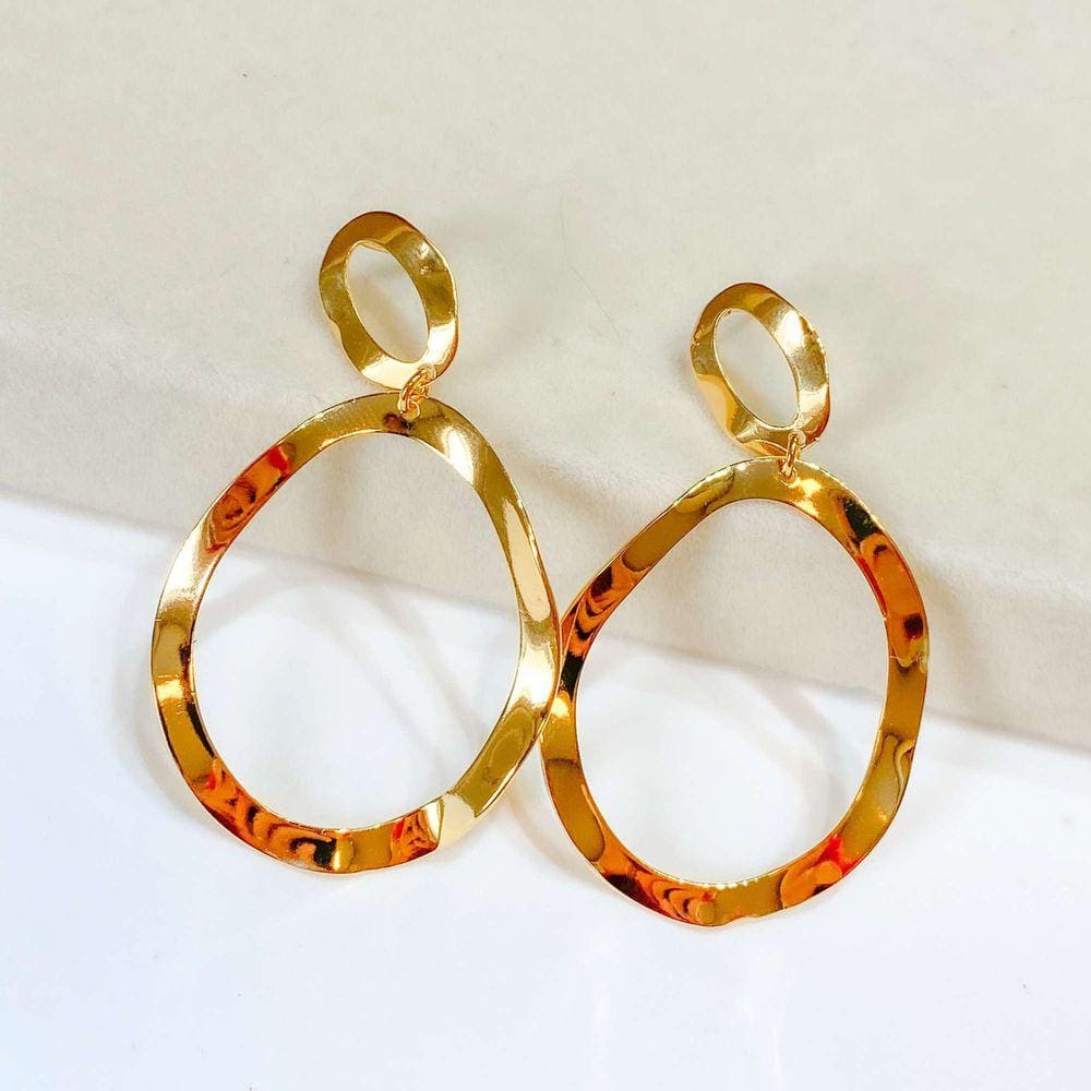 Brinco Orgânico Vazado - Banhado em Ouro 18k