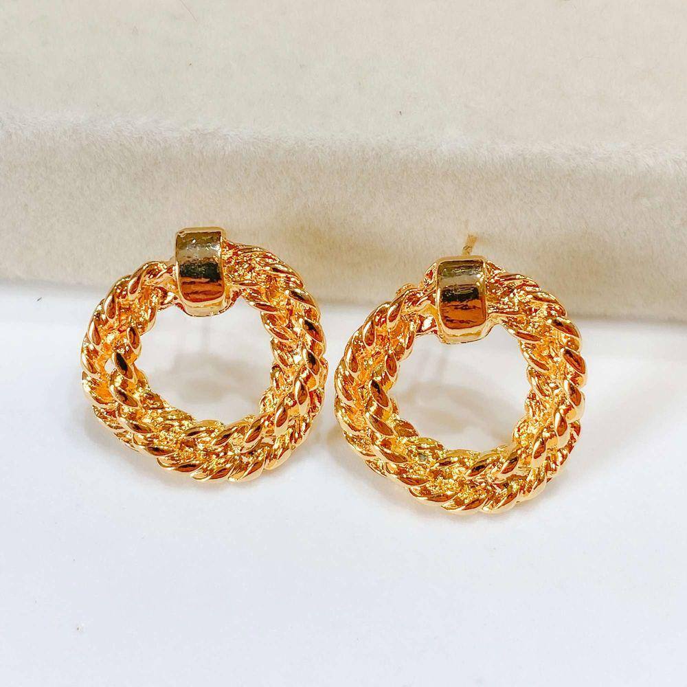 Brinco Argola Frontal Texturizada - Banhado em Ouro 18k