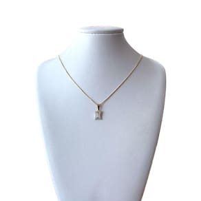 Colar Quadrado Cravejado Zircônias Cristais Banhado a Ouro