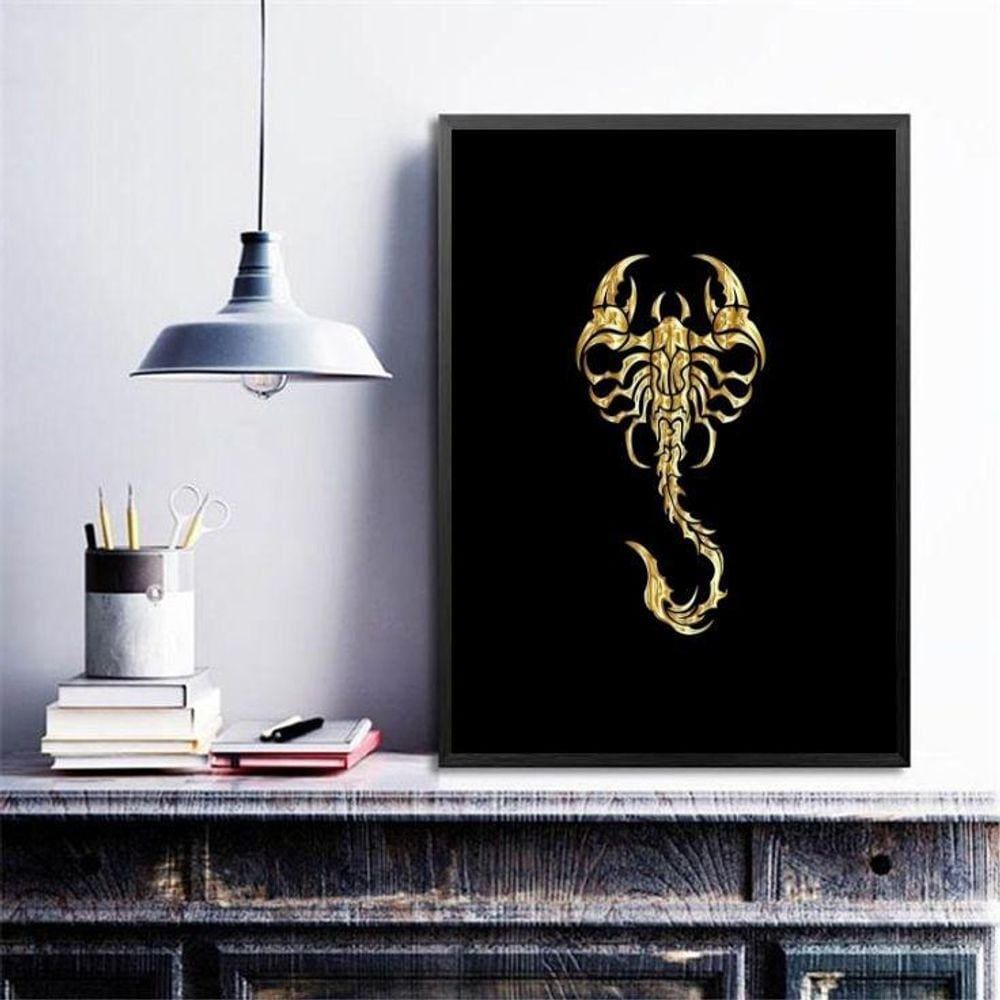 Quadro Decorativo Escorpião Dourado 33X24Cm - Com Vidro