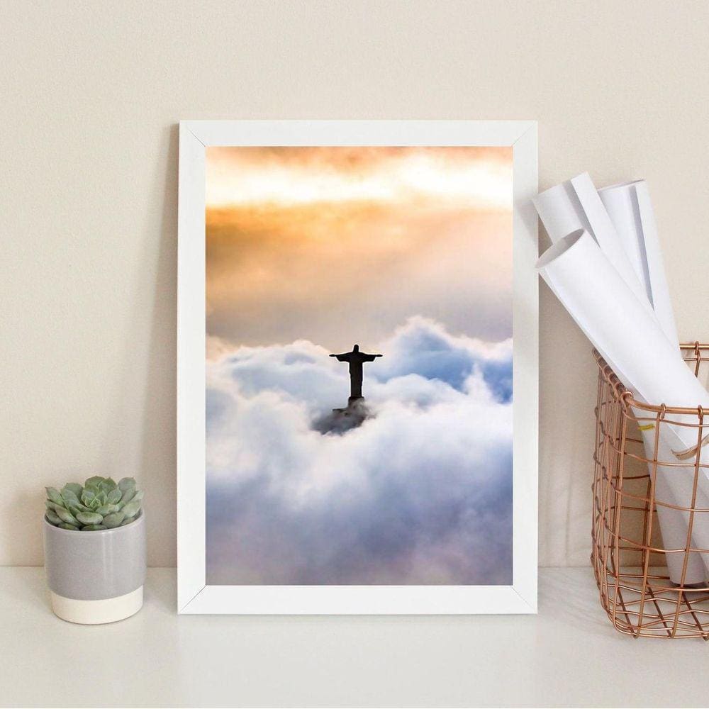 Quadro Decorativo Cristo Redentor Entre Nuvens 45X34Cm Vidro