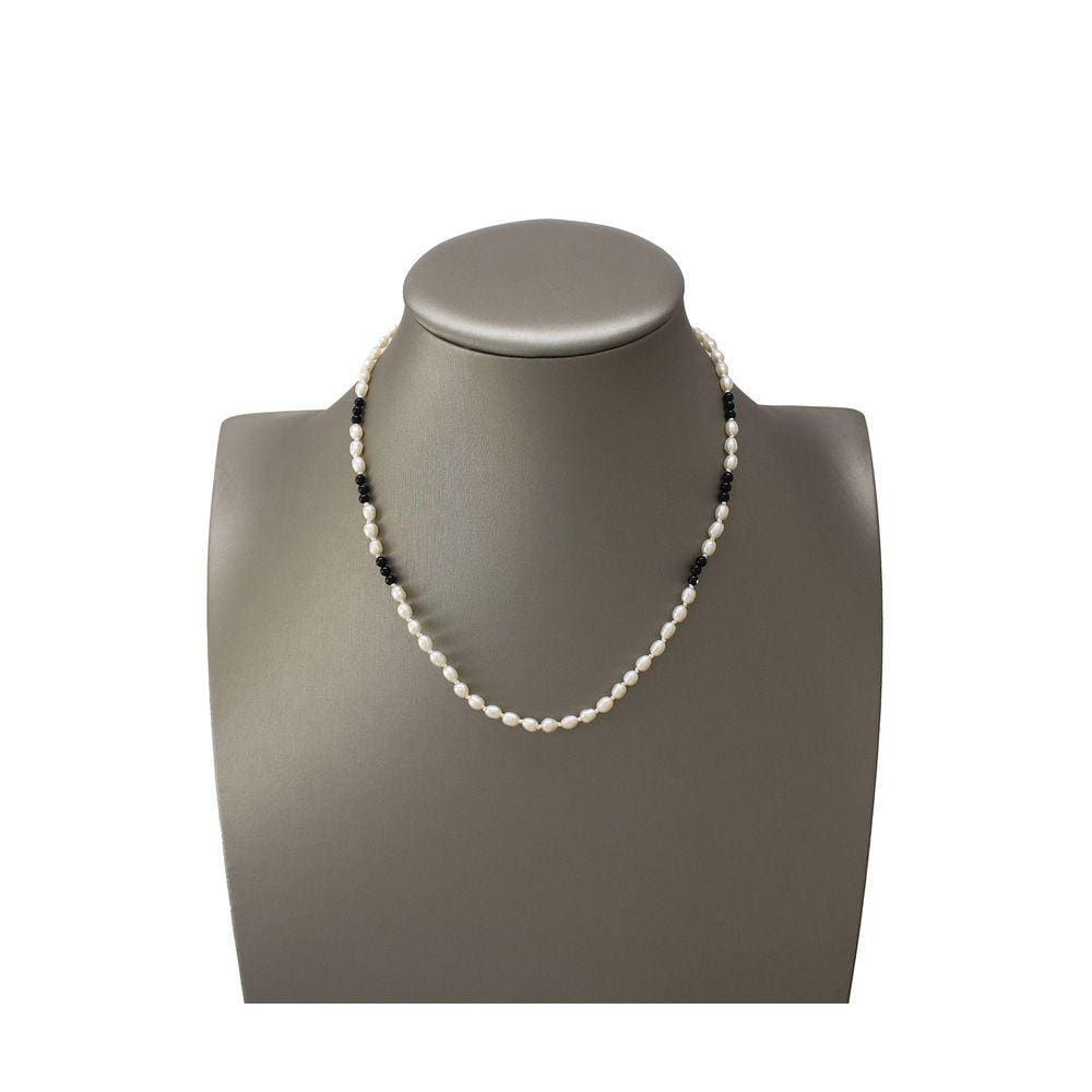 Colar Pérola Água Doce detalhes pedra onix Fecho Prata 925