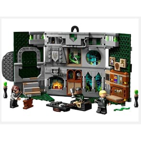 Banner da casa Harry Potter Slytherin com 3 minifiguras 9+