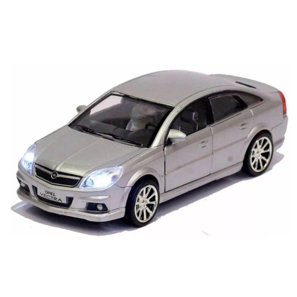 Miniatura Vectra Com Luz E Som Prata 1:32