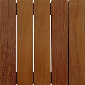 Deck em Placa de Madeira Modular Base Madeira 50cmx50cm MaderSilva Cumaru