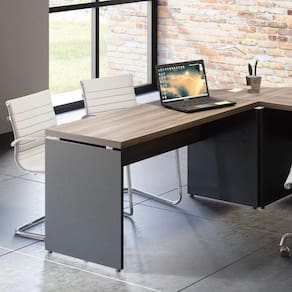 Mesa para Escritório Diretor 134x60cm PE40 Pandin Móveis Noce Marromlle/Preto