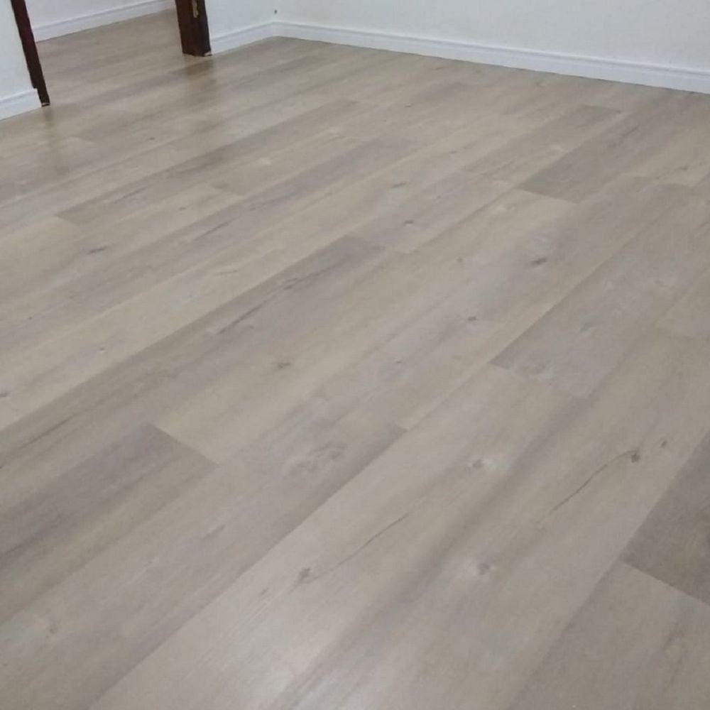 Piso Vinílico em Régua Cities Scandian 2mmx18,7cmx122,7cm m² - caixa com 4,13m2 - Berlim
