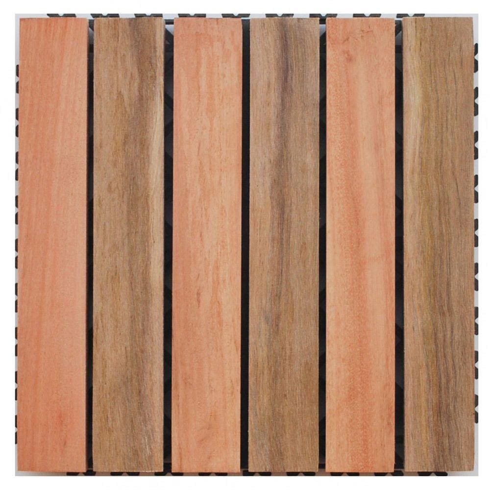 Deck em Placa de Madeira Base Plástica 30x30cm Isabela Revestimentos Eucalipto