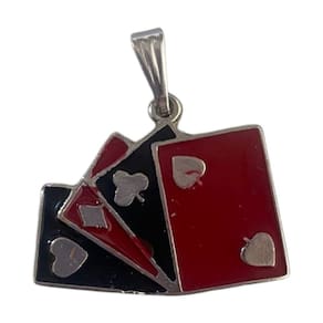 Pingente Baralho Preto e Vermelho Umbanda Niquelado 21 mm