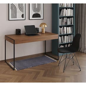 Escrivaninha Industrial Escritório Malta Amêndoa 137x53cm com 1 Cadeira Eames Eiffel Preta Base Ferr