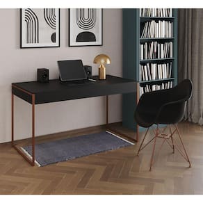 Escrivaninha Industrial Office Estudo Malta Preta 137x53cm com 1 Poltrona Preta Eames Eiffel Base Co