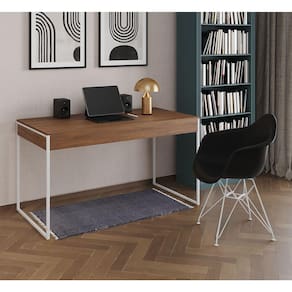 Escrivaninha Industrial Office Estudo Malta Amêndoa 137x53cm com 1 Poltrona Preta Eames Eiffel Base