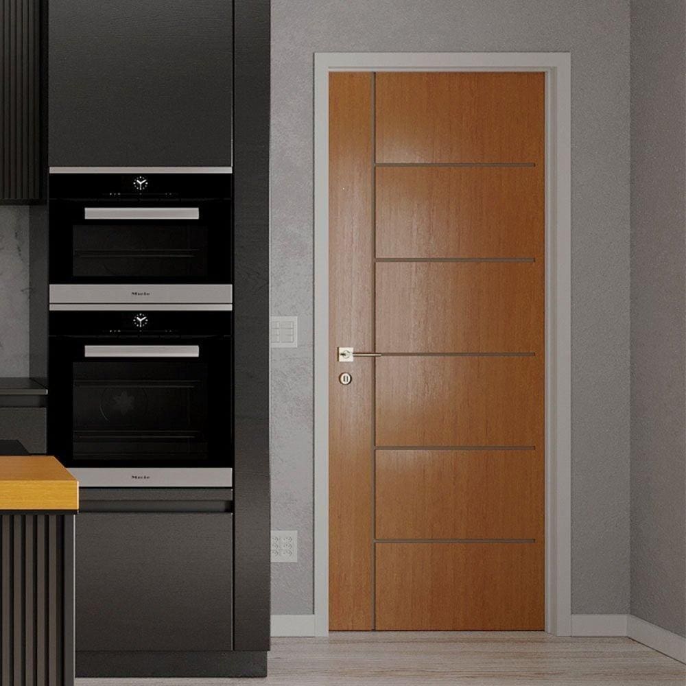 Folha de Porta de Madeira 210x80cm Espessura 3,5cm MSO Eucaplac Frisada Elegance Eucatex Nogal Mel