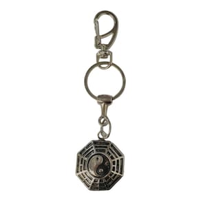 Chaveiro Baguá Feng Shui em 12 cm Metal Níquel Sorte