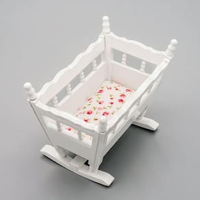Berço de bebê em miniatura Dollhouse, acessórios de berçário, Odoria