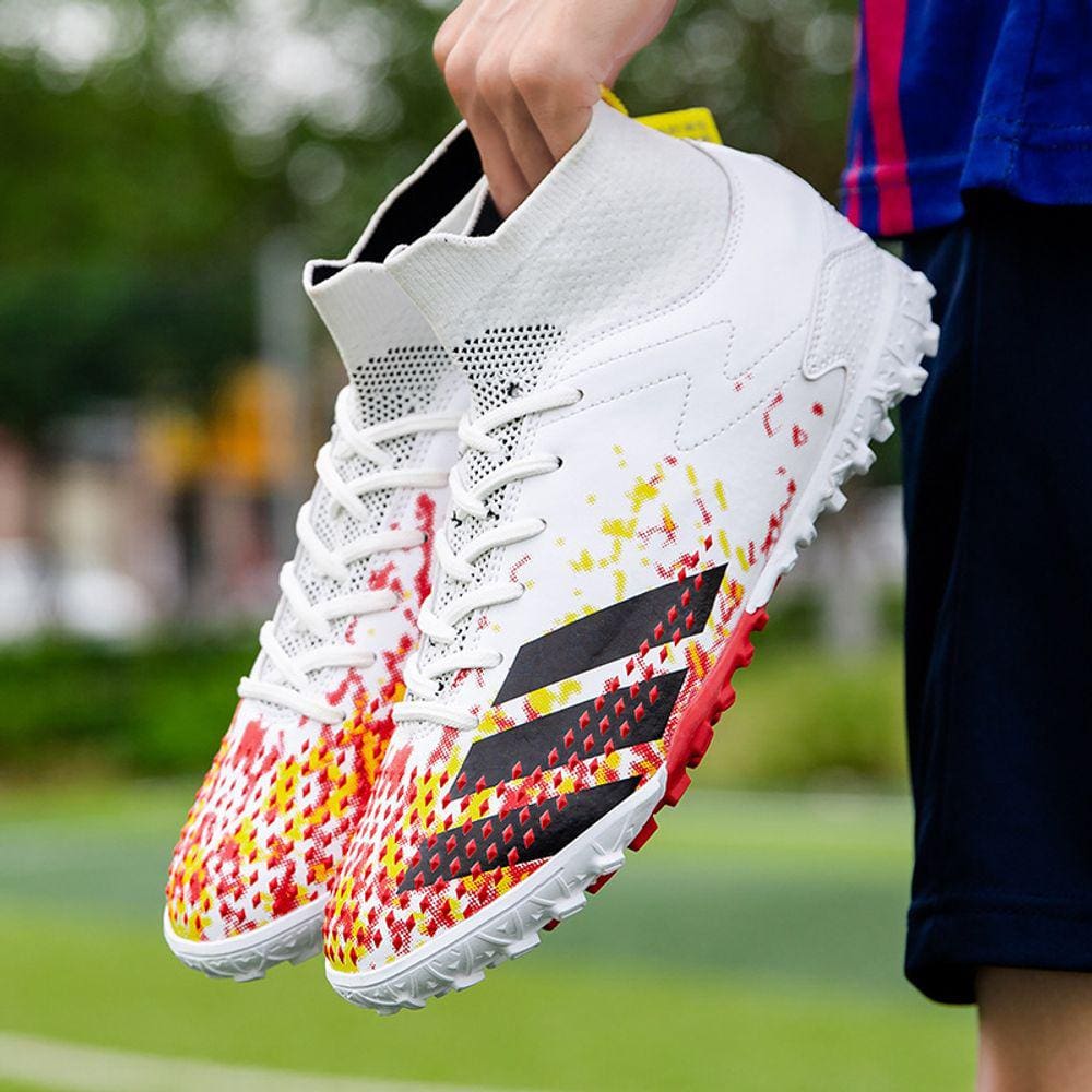TF Botas de futebol profissional de topo alto com sola de borracha