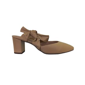 Sapato Femininino Scarpin Bege Couro Bico Fino Salto Grosso