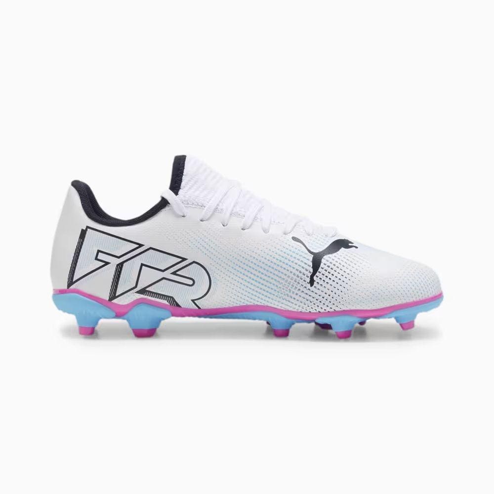 Chuteira Campo Puma Future 7 Play FG/AG/JR Juvenil - Branco/Azul Claro/Pink