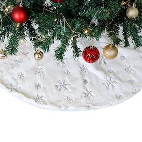 Saia para Árvore De Natal de Veludo Pelo Alto Branco Detalhes Prata Dourado 90cm